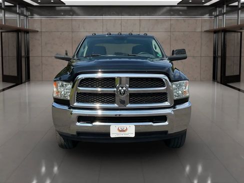 Used 2015 RAM 2500 Tradesman w/ Chrome Appearance Group image 9