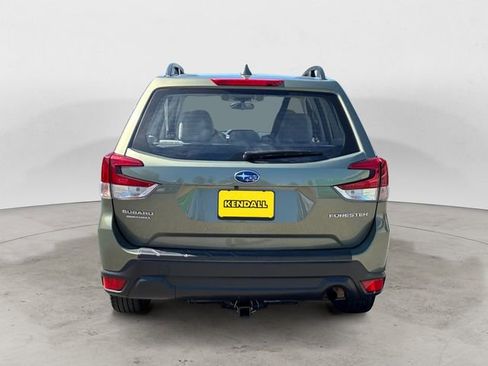 Used 2021 Subaru Forester AWD/4WD image 4