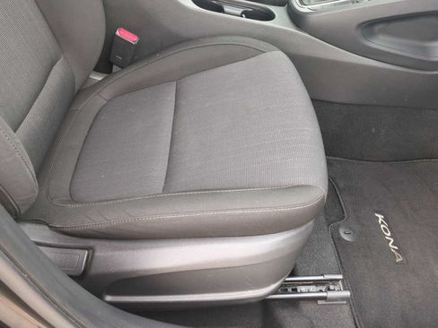 Used 2022 Hyundai Kona SEL FWD image 26