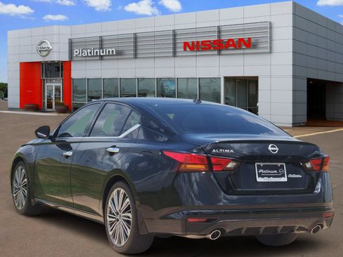 Certified 2025 Nissan Altima 2.5 SL FWD image 5