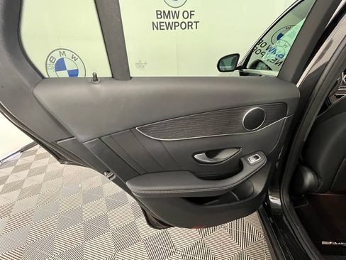 Used 2022 Mercedes-Benz GLC 300 4MATIC image 23