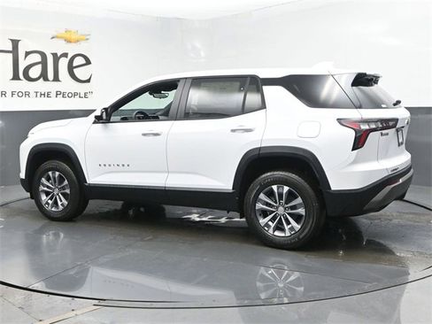 New 2026 Chevrolet Equinox LT w/ Safety and Technology Package image 30