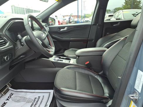 Certified 2024 Ford Escape ST-Line w/ Tech Pack #1 AWD/4WD image 15