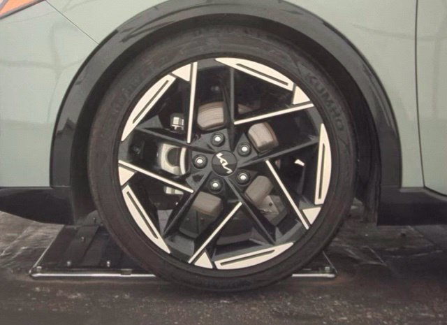 Certified 2025 Kia K4 EX FWD image 15