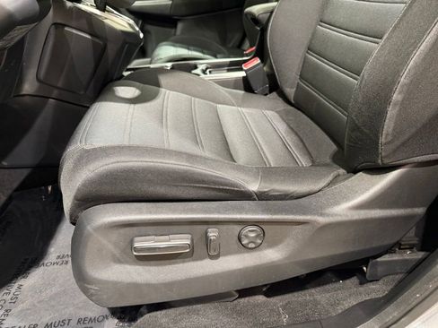 Used 2017 Honda CR-V EX image 17