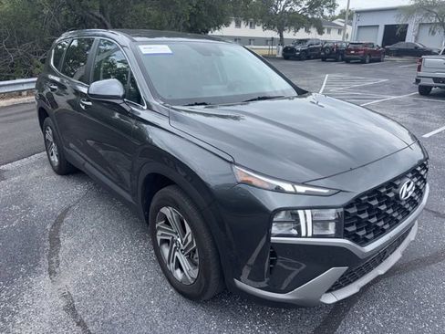 Used 2023 Hyundai Santa Fe SE FWD image 3
