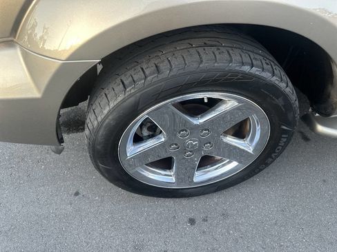 Used 2007 Dodge Durango Limited w/ Trailer Tow Group image 8