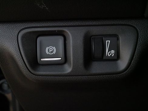 Used 2023 GMC Acadia SLT w/ Preferred Package image 27