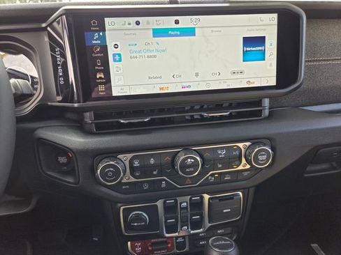 New 2026 Jeep Gladiator Willys AWD/4WD image 23