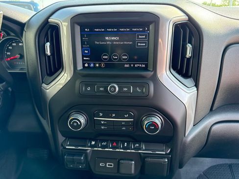 Used 2022 Chevrolet Silverado 2500 Custom w/ Custom Value Package AWD/4WD image 41