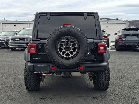Used 2023 Jeep Wrangler Unlimited Rubicon 392 image 5