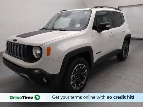 Used 2023 Jeep Renegade Latitude image 1