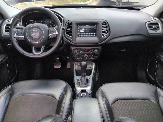 Used 2020 Jeep Compass Latitude FWD image 15