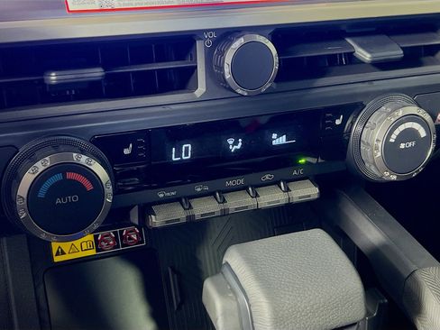 New 2025 Toyota Tacoma TRD Off-Road image 27