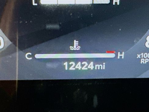 Used 2024 Toyota Tacoma TRD Off-Road w/ TRD Off Road Upgrade Package image 19