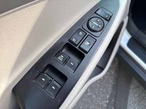 Used 2019 Hyundai Tucson SE AWD/4WD image 23