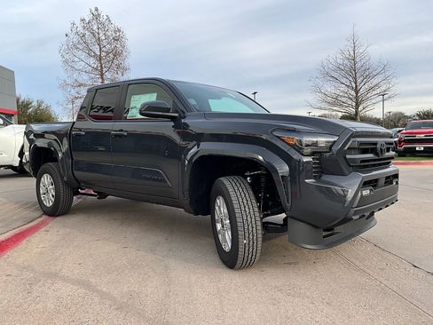 New 2026 Toyota Tacoma SR5 image 5