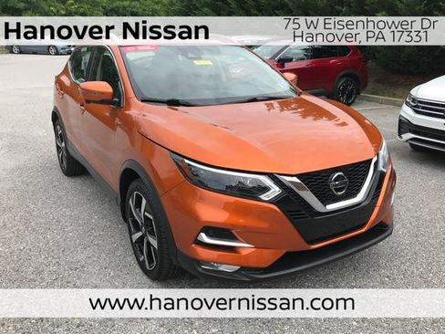 Certified 2021 Nissan Rogue Sport SL w/ Premium Package AWD/4WD image 1