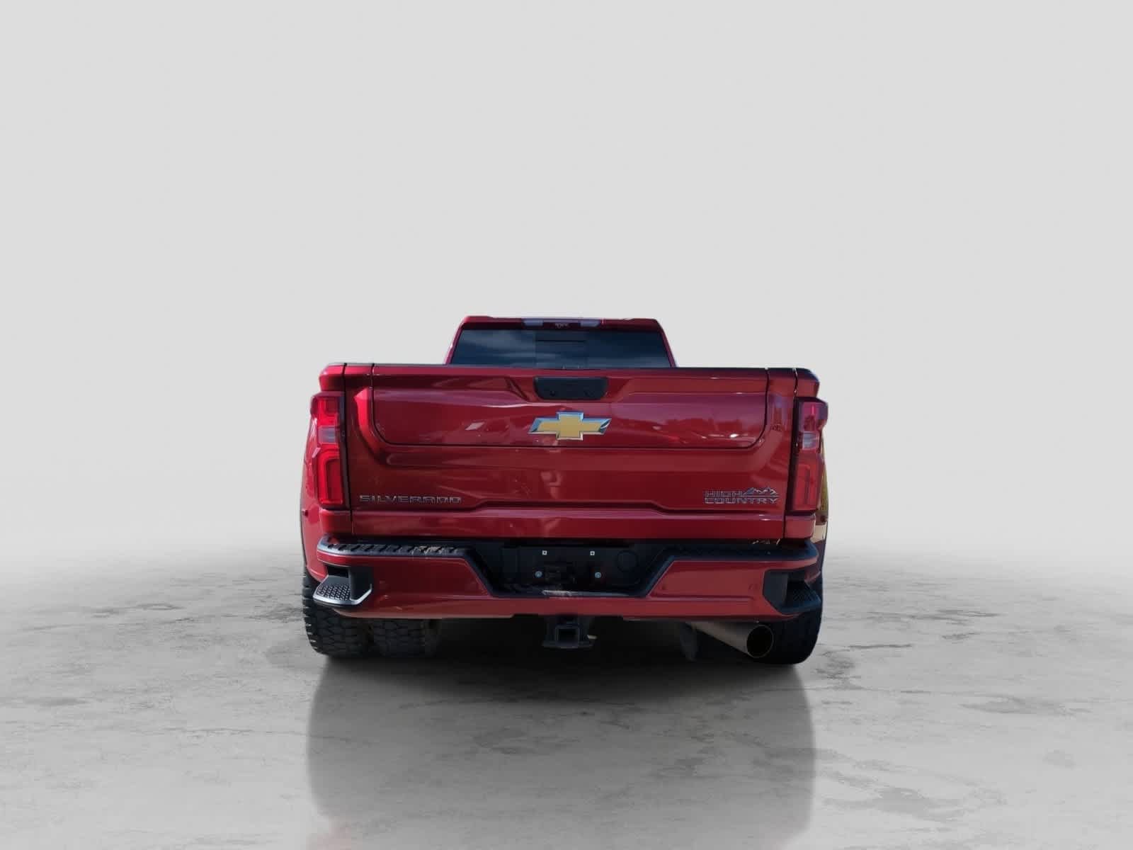 Used 2025 Chevrolet Silverado 3500 High Country w/ High Country Premium Package AWD/4WD image 7