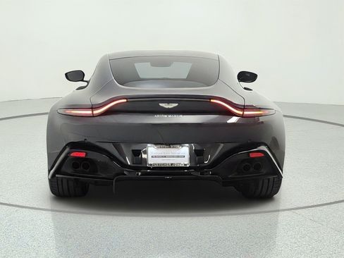 Used 2021 Aston Martin V8 Vantage Coupe RWD image 7