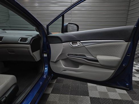 Used 2015 Honda Civic EX image 32