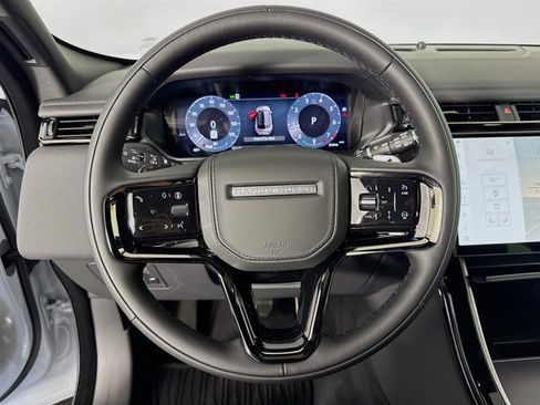 Used 2026 Land Rover Range Rover Velar Dynamic SE image 12