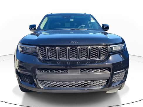 Used 2023 Jeep Grand Cherokee L Limited w/ Black Appearance Package image 2