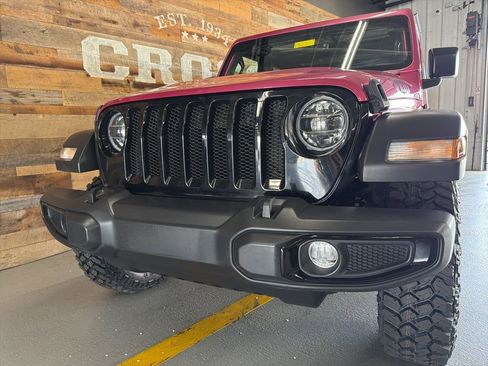 Used 2022 Jeep Wrangler Unlimited Sport image 8