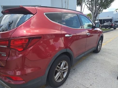 Used 2017 Hyundai Santa Fe Sport AWD/4WD image 4
