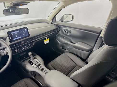 New 2026 Honda HR-V LX image 22