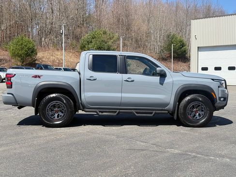 Used 2026 Nissan Frontier PRO-4X w/ Pro-4x Convenience Package image 7