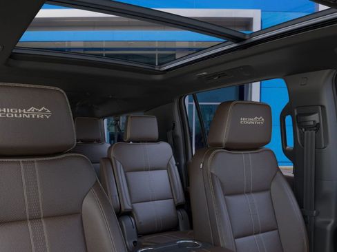 New 2026 Chevrolet Suburban High Country w/ Sun And Tow Package image 59