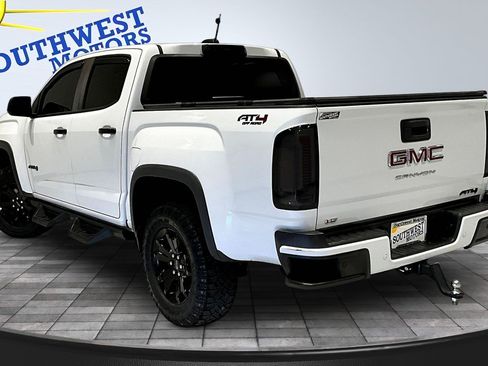 Used 2021 GMC Canyon AT4 image 4