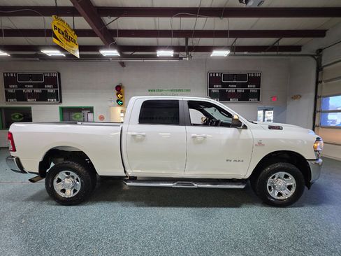 Used 2021 RAM 2500 Big Horn image 5