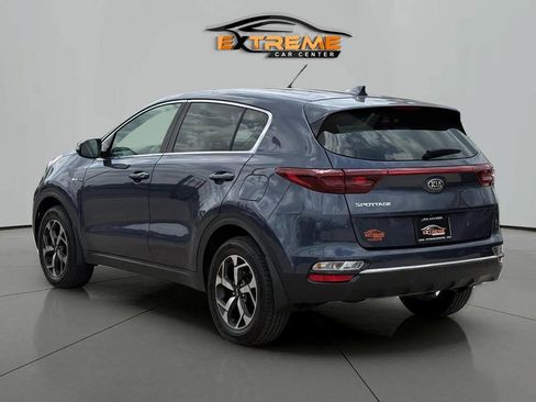 Used 2020 Kia Sportage LX w/ LX Popular Package AWD/4WD image 4