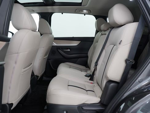 Certified 2025 MAZDA CX-90 Plug-In Hybrid w/Premium Sport image 21