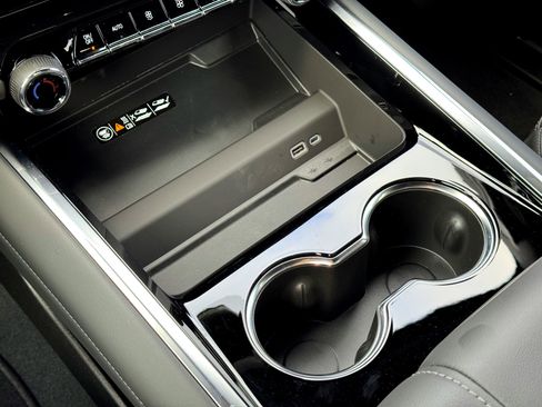 Used 2026 Chevrolet Tahoe LT w/ Comfort Package image 29