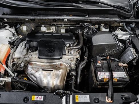 Used 2015 Toyota RAV4 XLE image 17