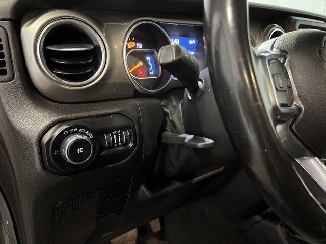 Used 2020 Jeep Wrangler Unlimited Sahara AWD/4WD image 15