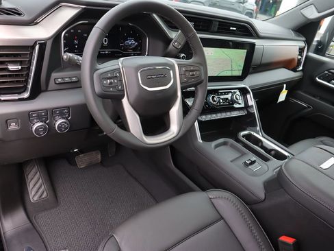 New 2026 GMC Sierra 2500 Denali w/ Denali Reserve Package image 5