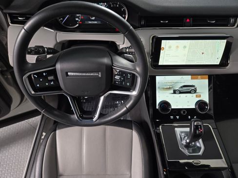 Used 2023 Land Rover Range Rover Evoque R-Dynamic SE AWD/4WD image 13