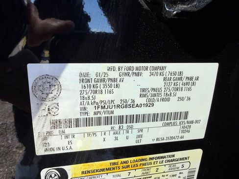 Used 2025 Ford Expedition Tremor AWD/4WD image 30