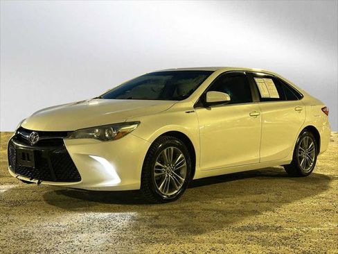 Used 2015 Toyota Camry SE image 7