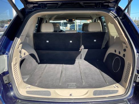 Used 2016 Jeep Grand Cherokee Limited image 19