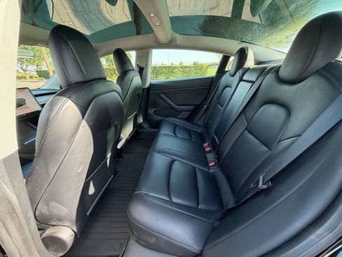 Used 2023 Tesla Model 3 Standard Range RWD image 10