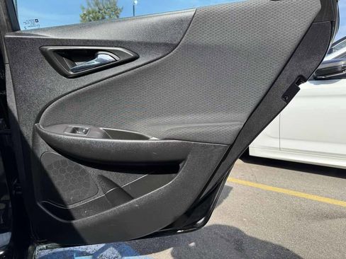 Used 2020 Chevrolet Malibu LS w/ LPO, Convenience Package 2 FWD image 32