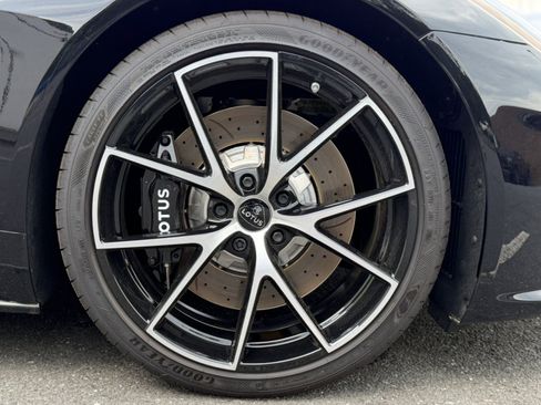 Used 2025 Lotus Emira RWD image 9