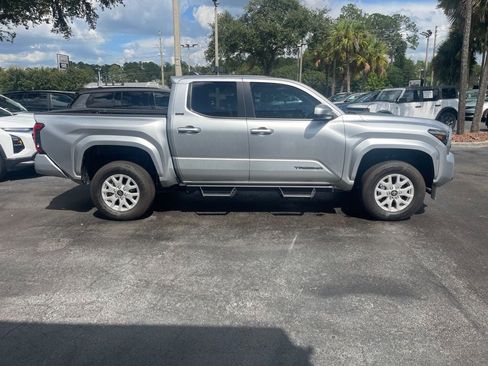 Used 2026 Toyota Tacoma SR5 RWD image 6