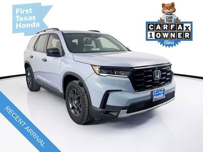 Certified 2025 Honda Pilot TrailSport