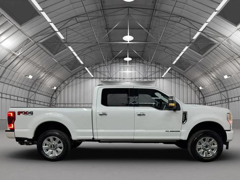 Used 2020 Ford F250 Platinum w/ FX4 Off-Road Package AWD/4WD image 7